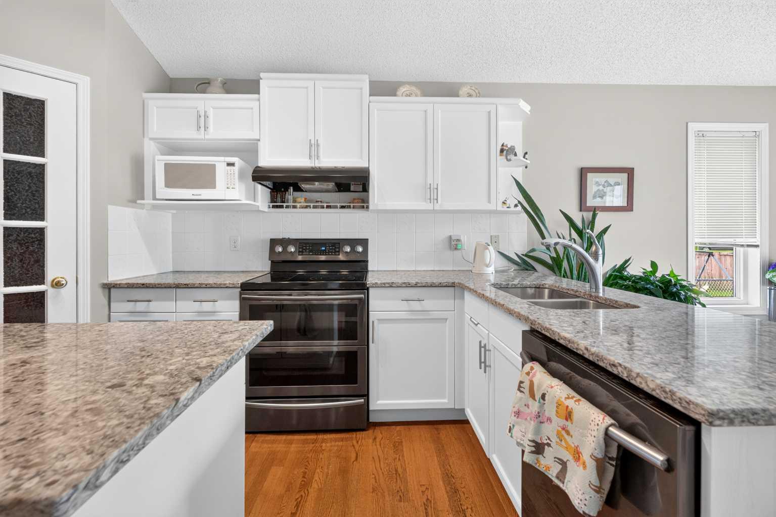 501 Coral Keys Villas NE