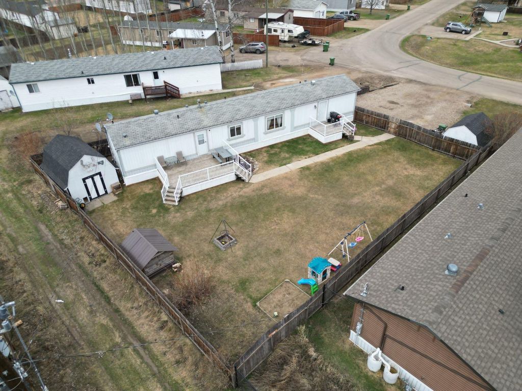 Photo of 10709 102 Ave, La Crete, AB T0H 2H0 (MLS # A2310939)