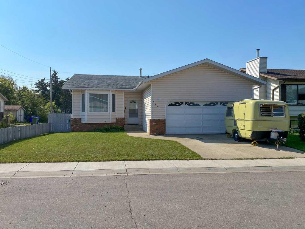 Photo of 5601 43 St Close, Olds, AB T4H 1C3 (MLS # A2342785)