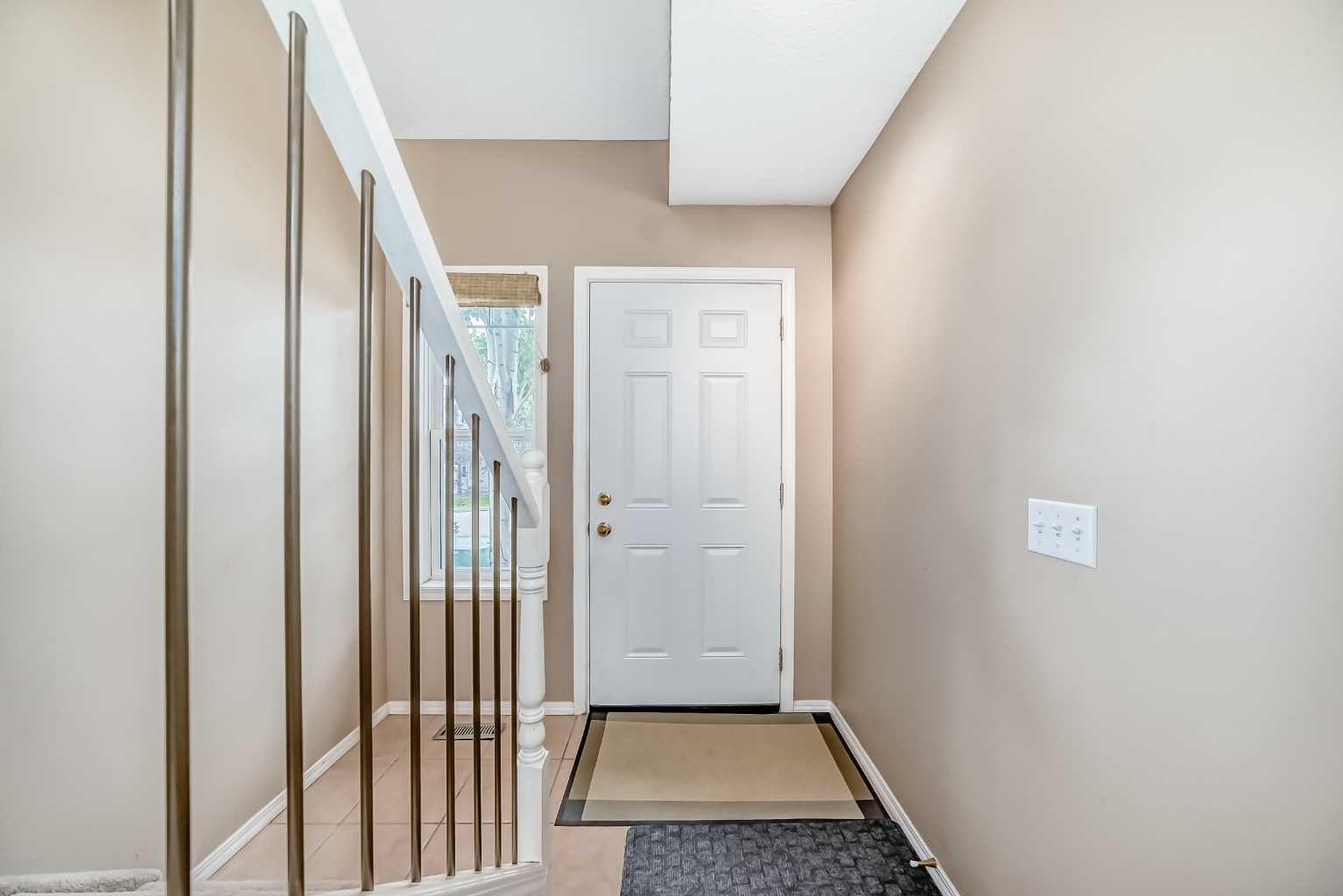 128 Millview Green SW
