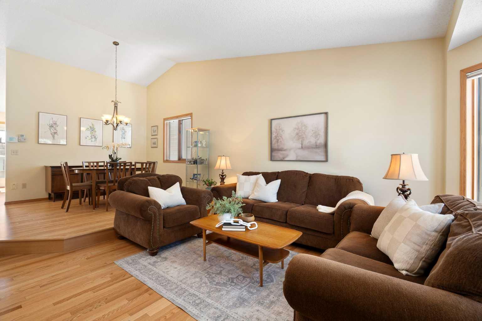 221 Scurfield Place NW