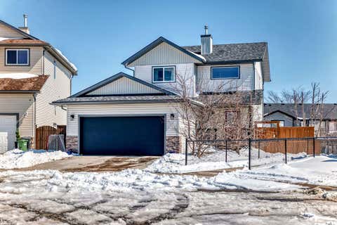Photo of 220 Hillcrest Court, Strathmore, AB T1P 0A4 (MLS # A2303094)
