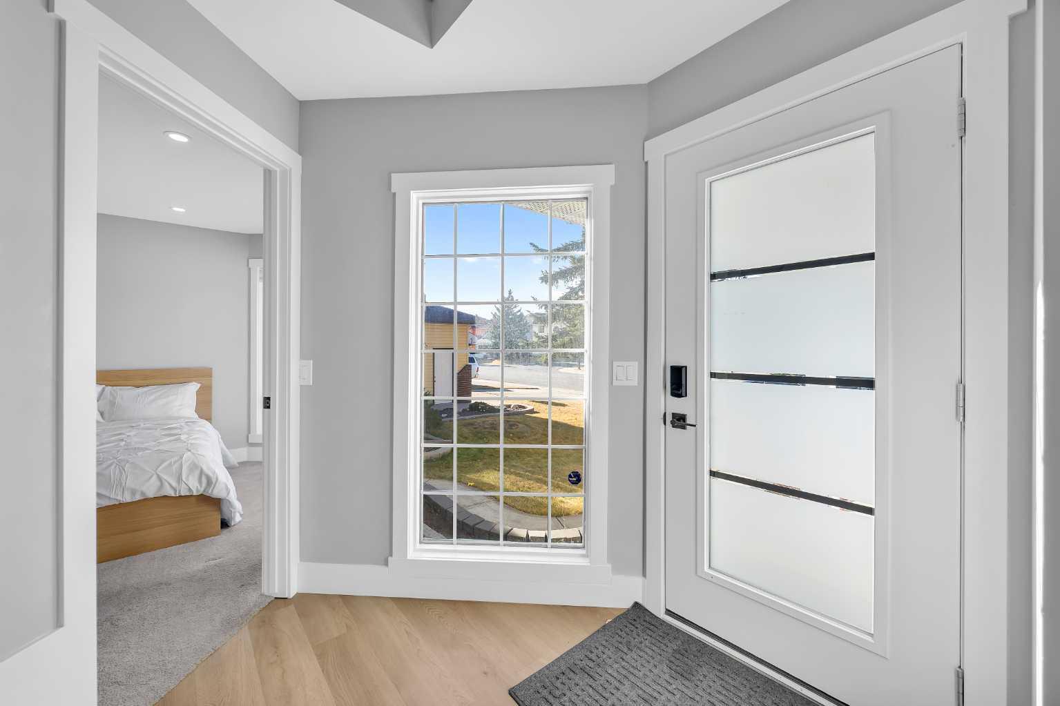 122 Hawkstone Drive NW