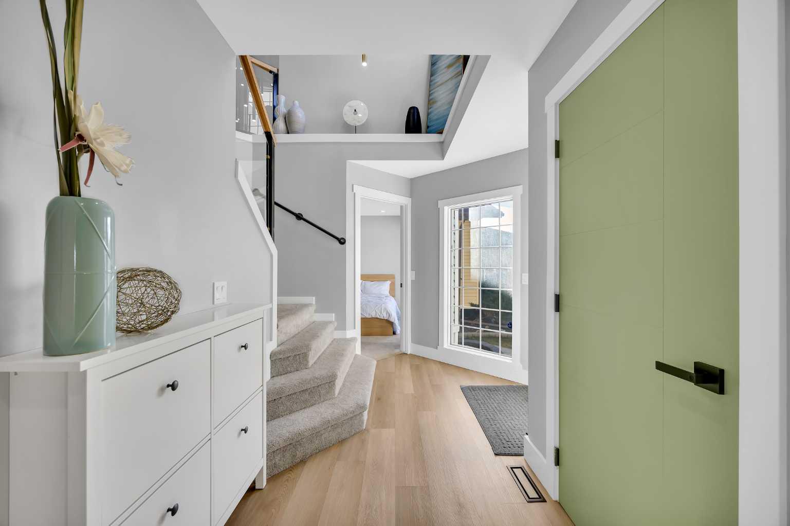 122 Hawkstone Drive NW