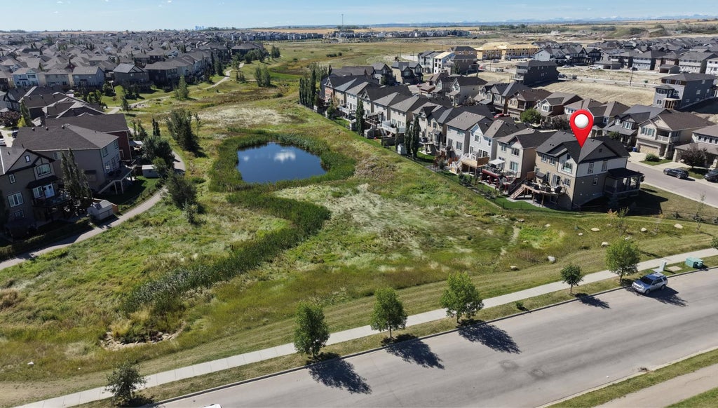 Photo of 10 Windcreek Terrace SW, Airdrie, AB T4B 0Y4 (MLS # A2341374)