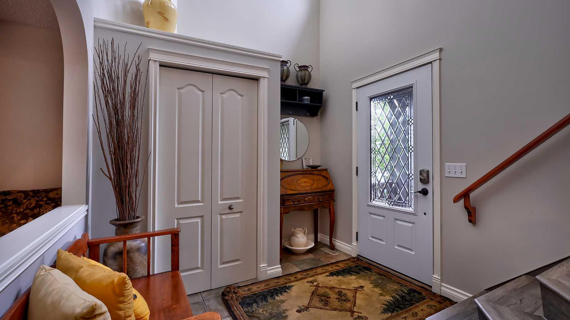 327 Sagewood Place SW