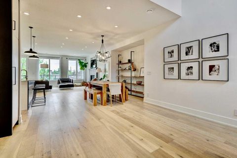 1538 34 Avenue SW 2 Calgary AB T2T 2A9