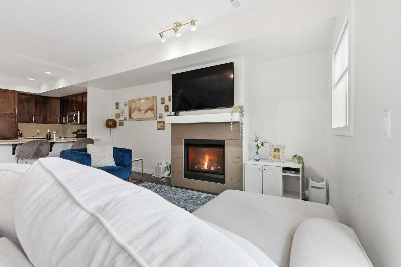 86 Cougar Ridge Landing SW