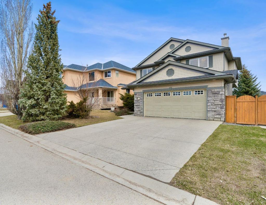Photo of 212 Springmere Place, Chestermere, AB T1X 1J2 (MLS # A2297982)