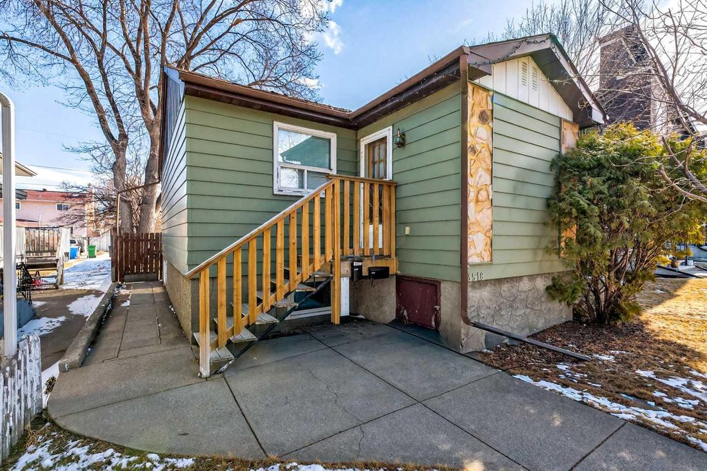 Photo of 3518 1 Street NW, Calgary, AB T2K 0W6 (MLS # A2290297)