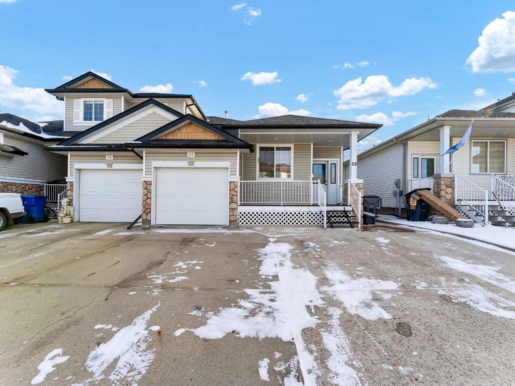 Photo of 28 Stonegate Crescent SE, Medicine Hat, AB T1B 4L3 (MLS # A2283483)