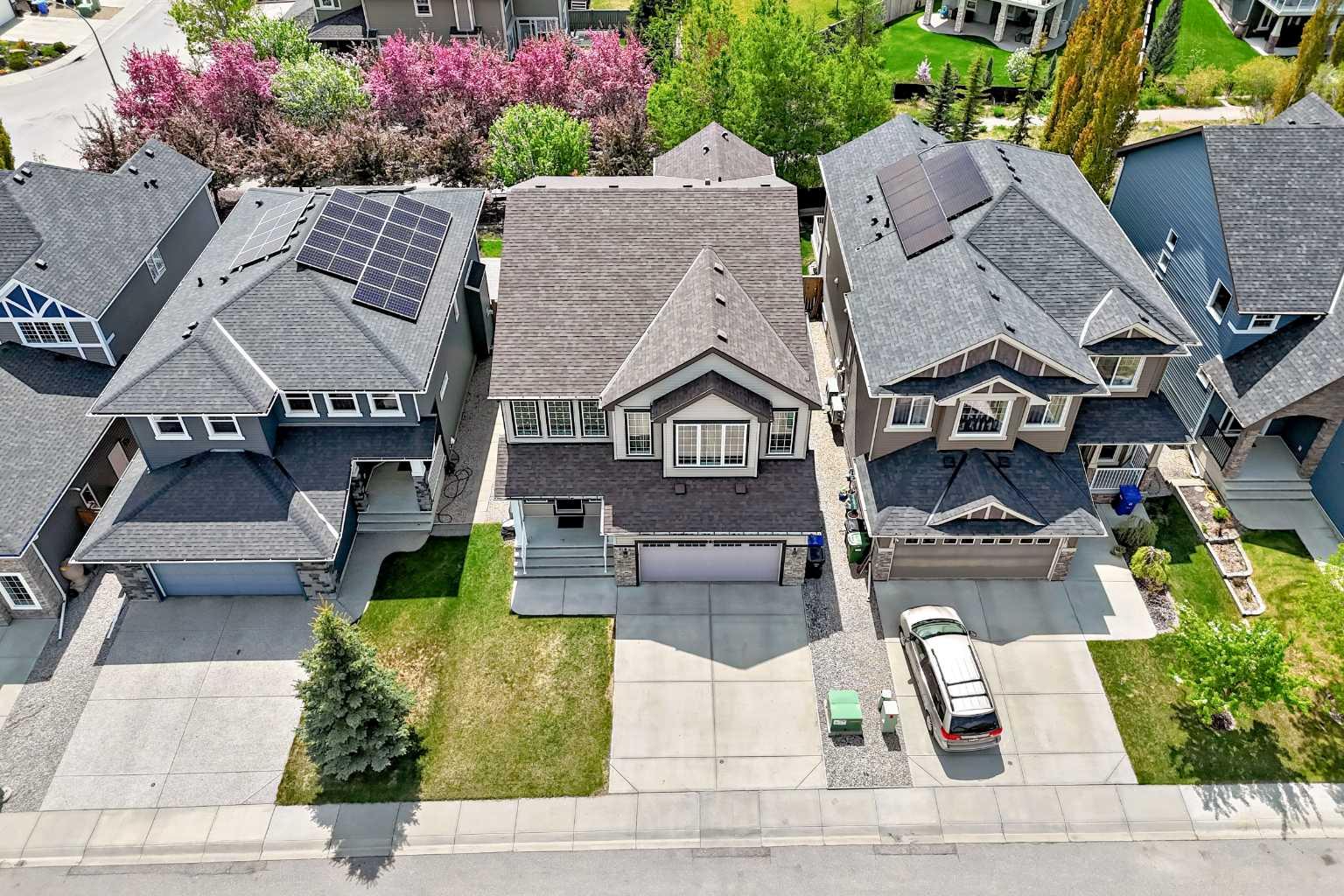 75 Silverado Bank Gardens SW