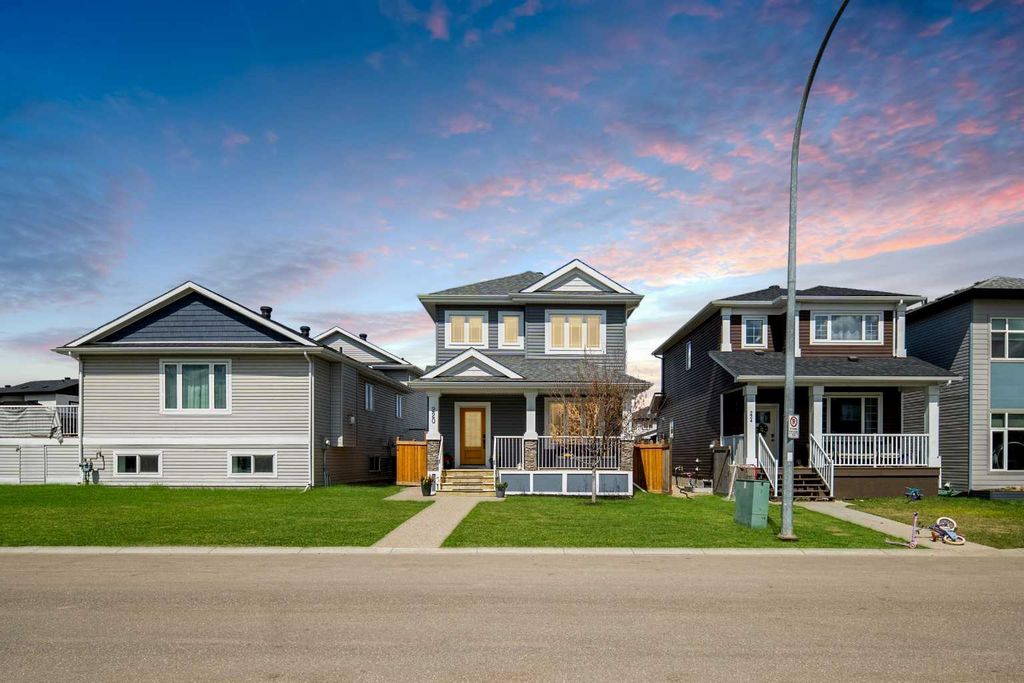 Photo of 220 Warren Way, Fort McMurray, AB T9H 5H9 (MLS # A2314711)