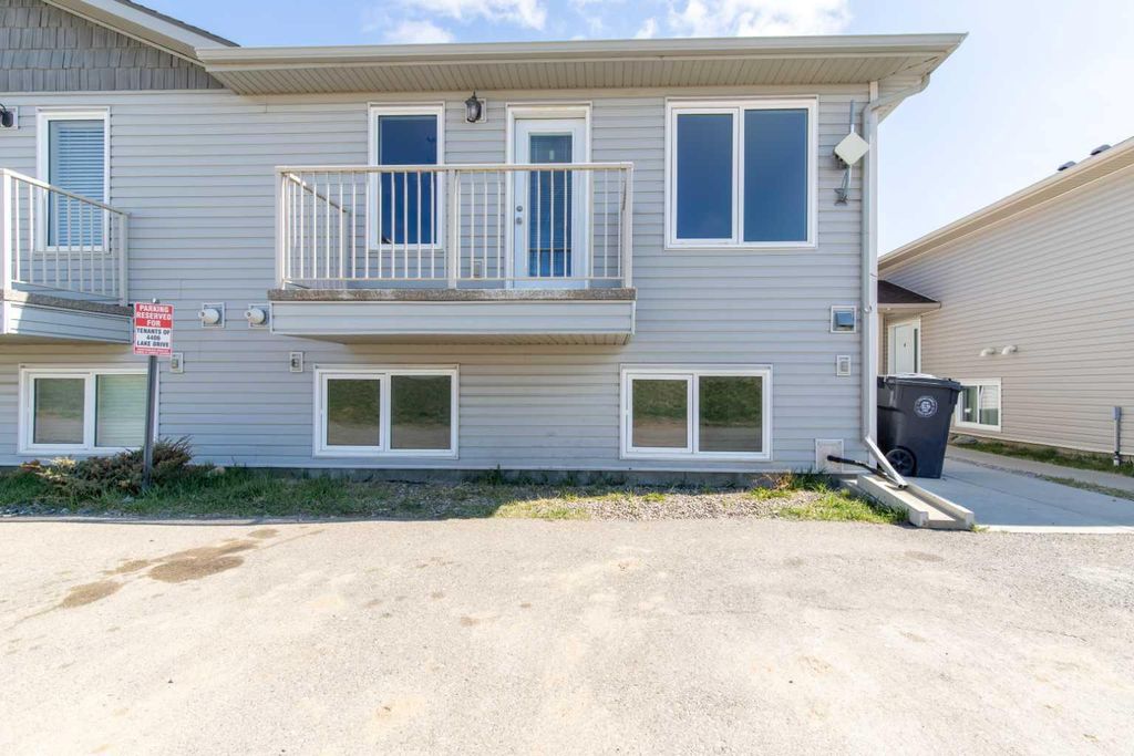 Photo of 4406 Lake Drive #3(C), Coalhurst, AB T0L 0V2 (MLS # A2305696)