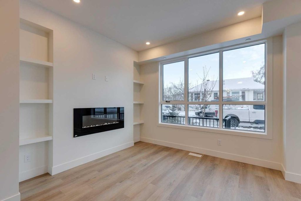 Photo of 741 21 Avenue NW, Calgary, AB T2M 1K2 (MLS # A2289137)