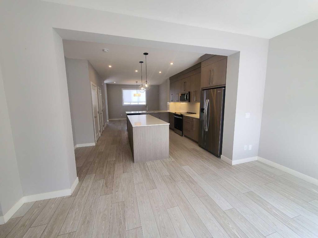 Photo of 1045 West Lakeview Drive, Chestermere, AB T1X 2T2 (MLS # A2298127)