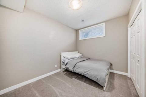 Tiny photo for 215 Kinniburgh Road, Chestermere, AB T1X 0Y7 (MLS # A2301342)