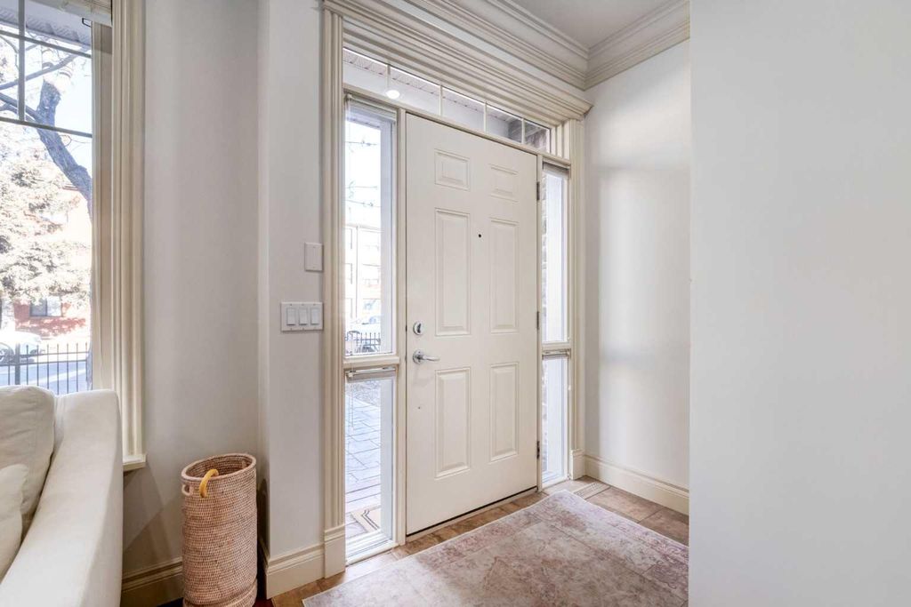 Photo of 2413 2 Avenue NW #1, Calgary, AB T2N 0H5 (MLS # A2284500)