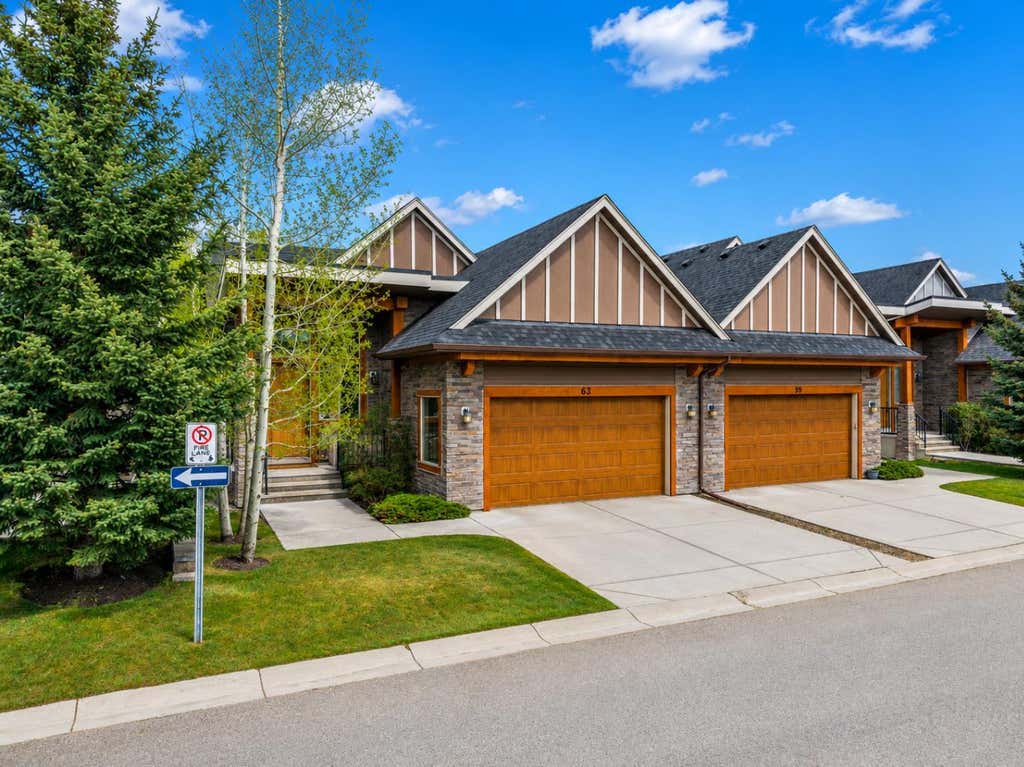 Photo of 63 Cortina Villas SW, Calgary, AB T3H 0W8 (MLS # A2336290)