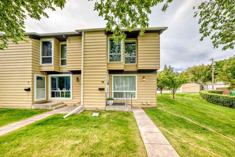 Photo of 7205 4 Street NE #70, Calgary, AB T2K 5S3 (MLS # A2261292) Photo of 7205 4 Street NE #70, Calgary, AB T2K 5S3 (MLS # A2261292)