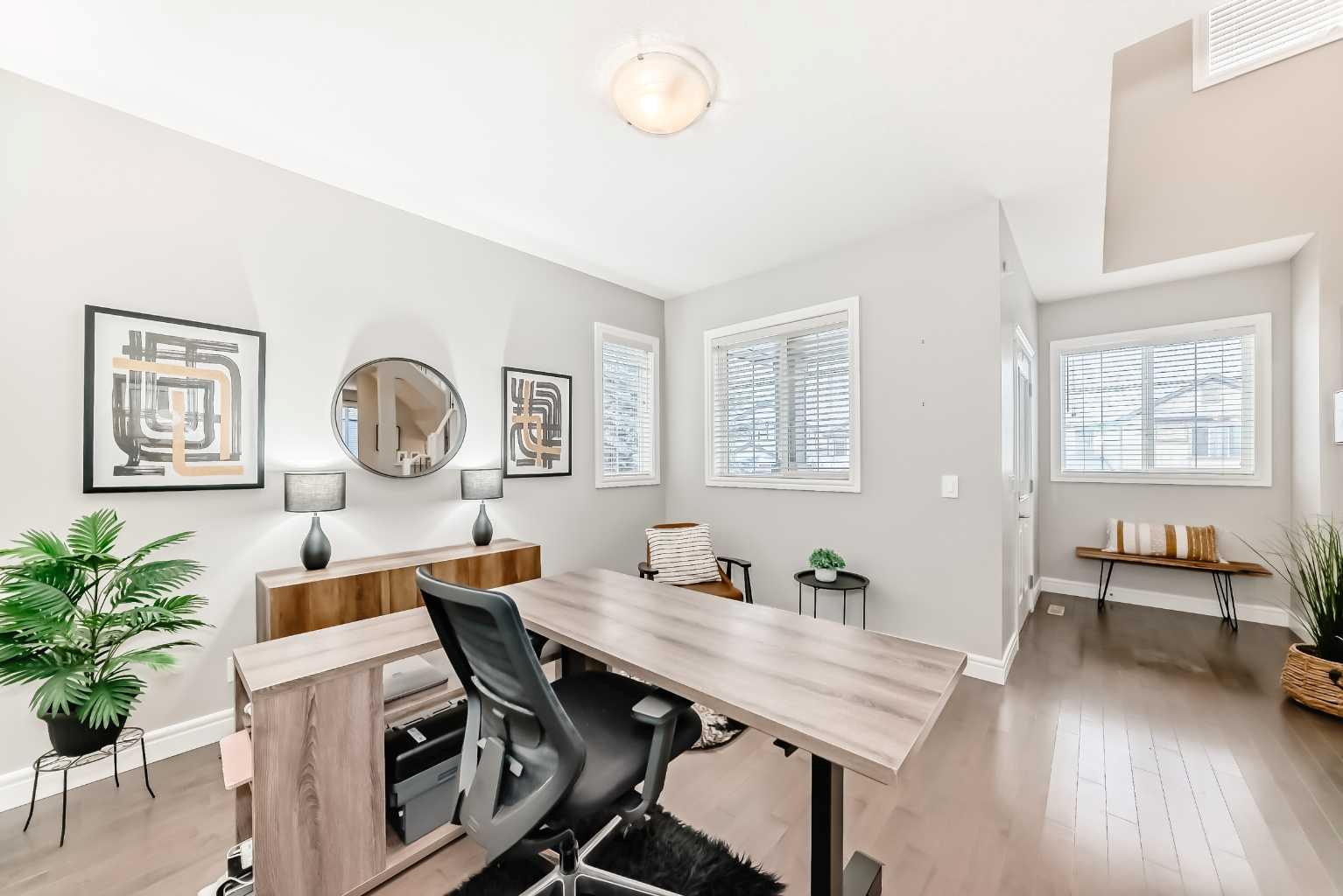 335 Morningside Crescent SW