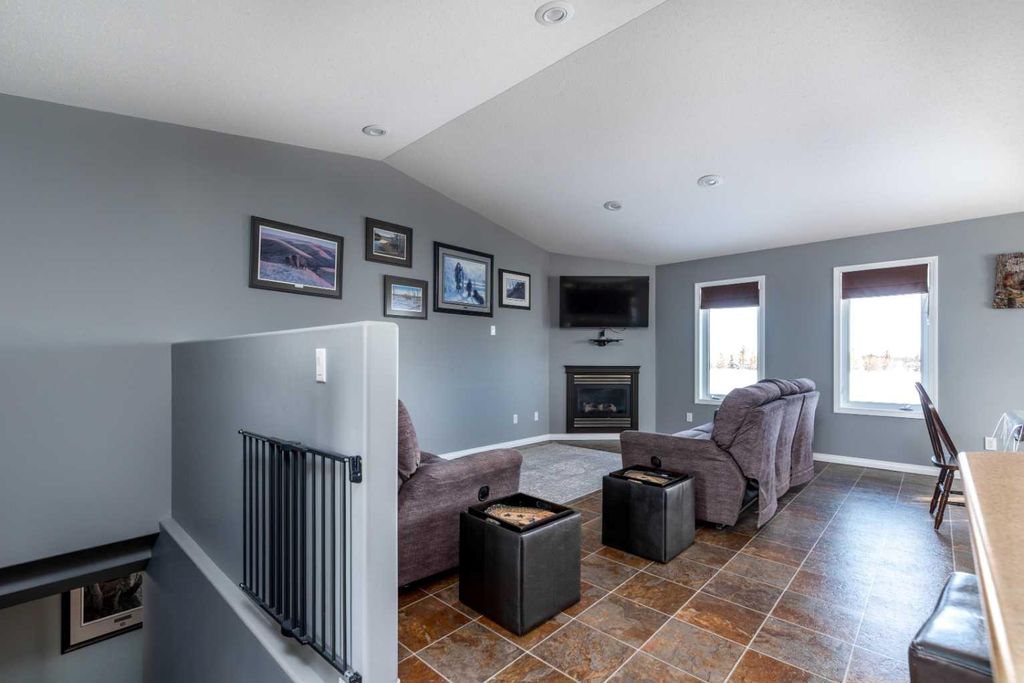 Photo of 28 Robert Drive, Rural, SK S9V 0Y4 (MLS # A2283903)