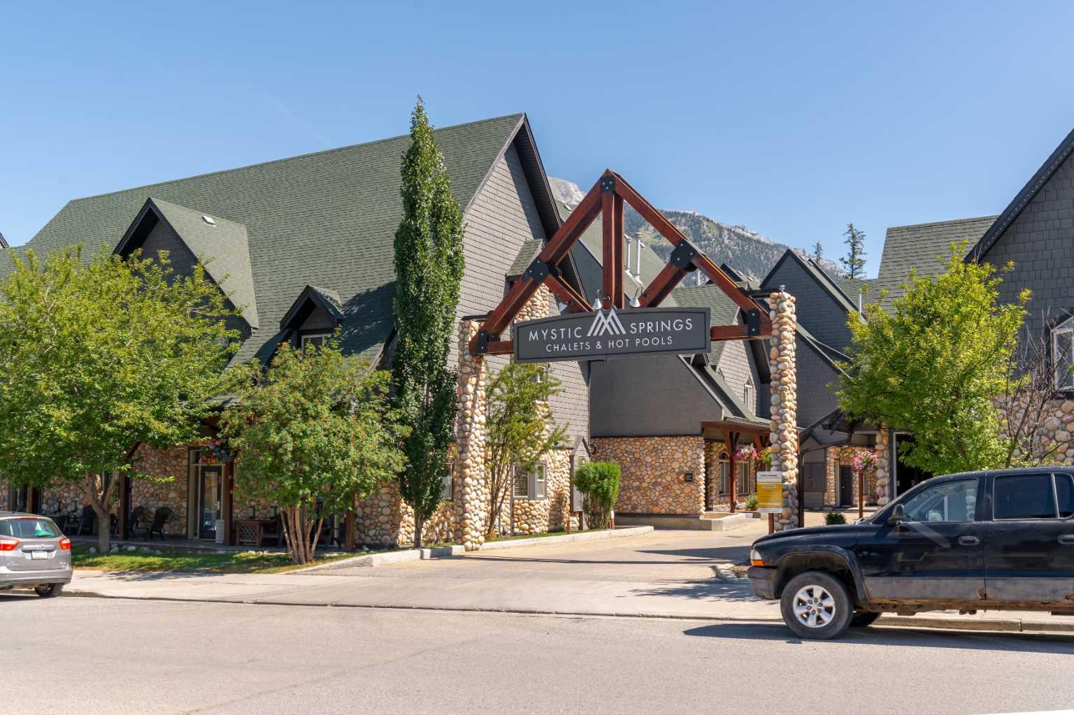 140 Kananaskis Way 109