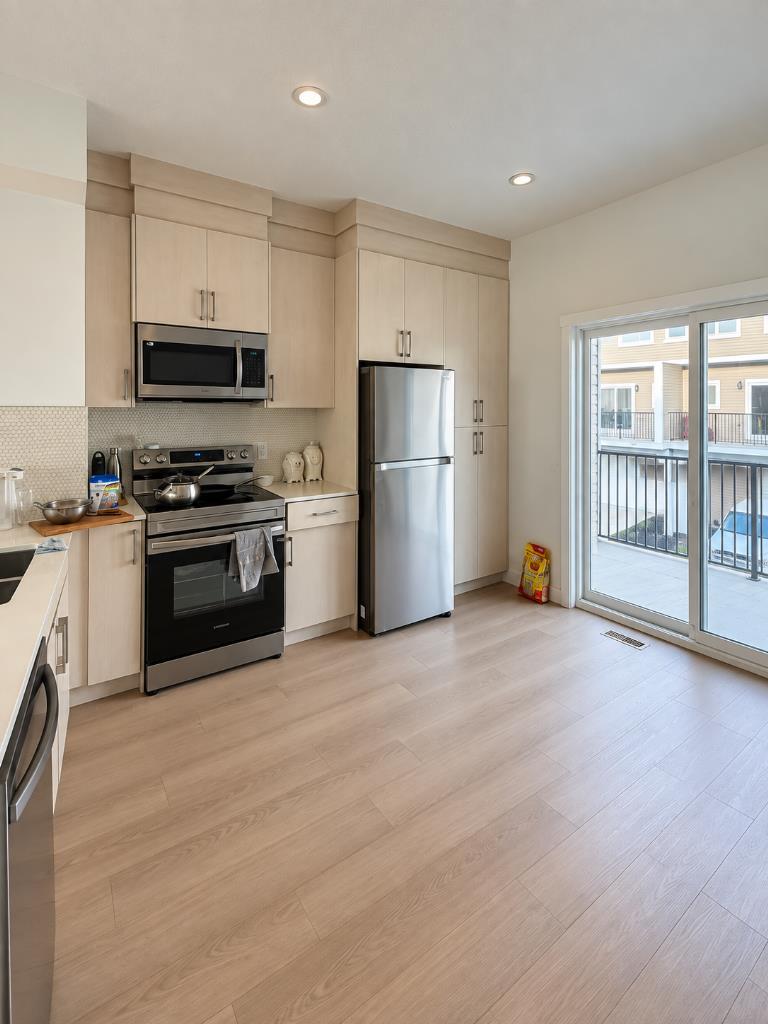 75 Cornerstone Row NE 106