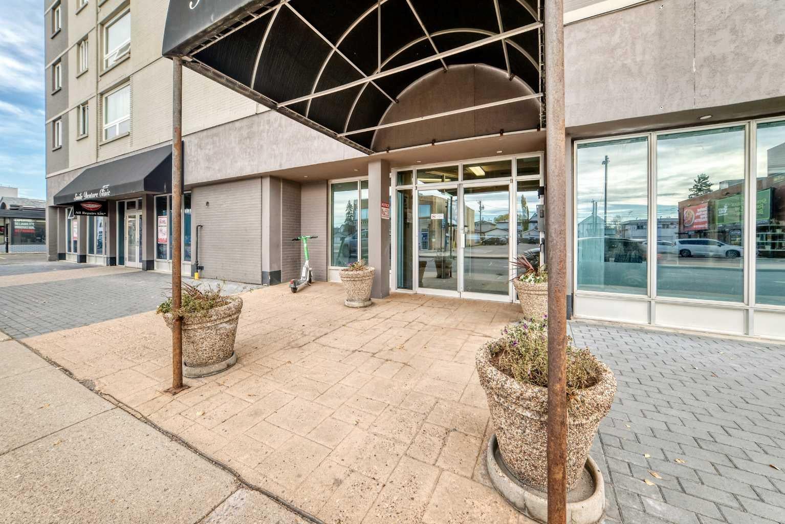 314 14 Street NW 206