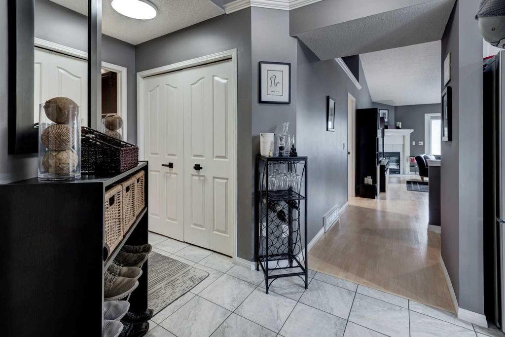 Photo of 66 Douglas Woods Park SE, Calgary, AB T2Z 2K6 (MLS # A2283603)