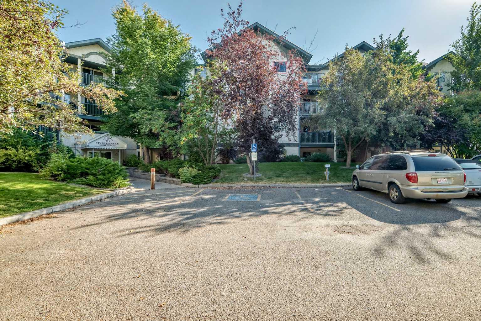 21 Dover Point SE 105