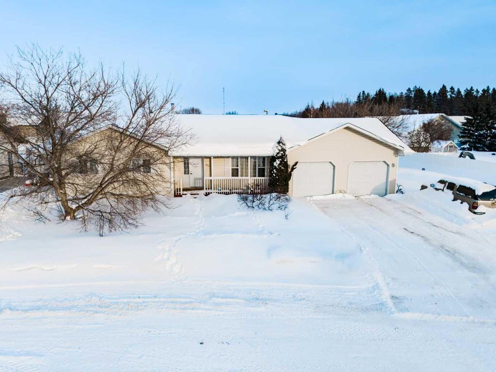 Photo of 9105 Forest Street, La Crete, AB T0H 2H0 (MLS # A2292436)