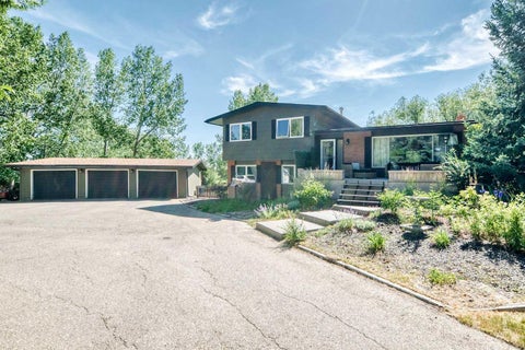 Photo of 33165 Huggard Road, Rural Rocky View County, AB T3Z 2C4 (MLS # A2324995)