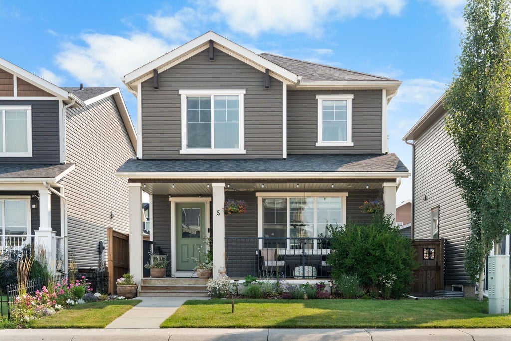 Photo of 5 Fireside Cove, Cochrane, AB T4C 0X3 (MLS # A2338863)