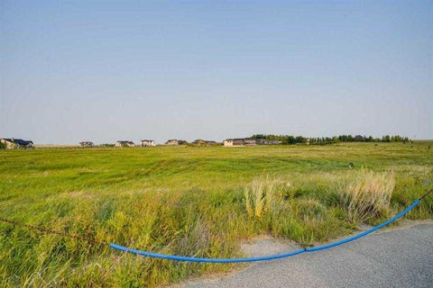 Photo of 47 Calterra Estates Drive, Rural Rocky View County, AB T4B 3P4 (MLS # A2285970)