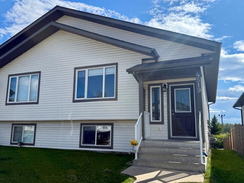 Photo of 4519 44 Avenue Close, Rocky Mountain House, AB T4T 0A5 (MLS # A2342652)