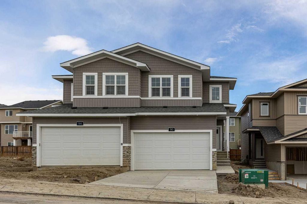 Photo of 90 Heritage Circle, Cochrane, AB T4C 3G9 (MLS # A2283545)