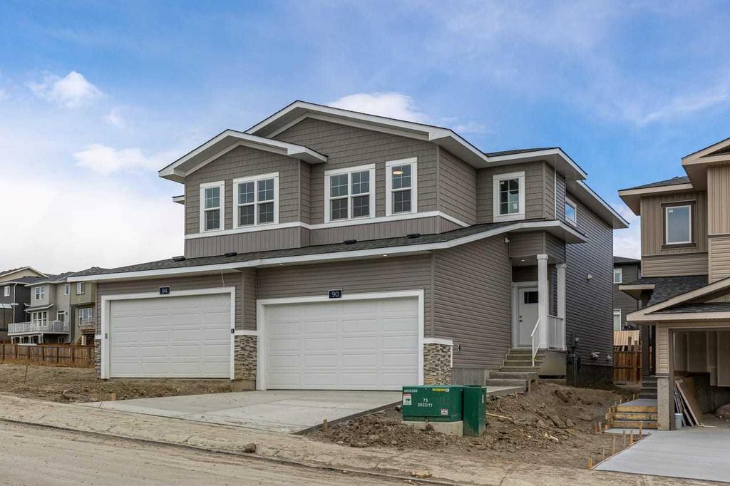 Photo of 90 Heritage Circle, Cochrane, AB T4C 3G9 (MLS # A2283545)