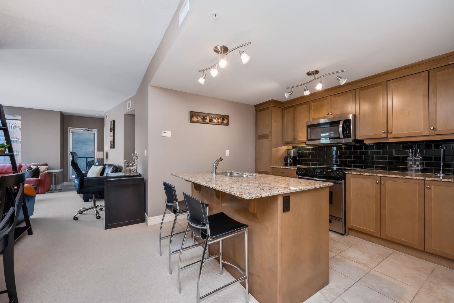 910 5 Avenue SW 1005