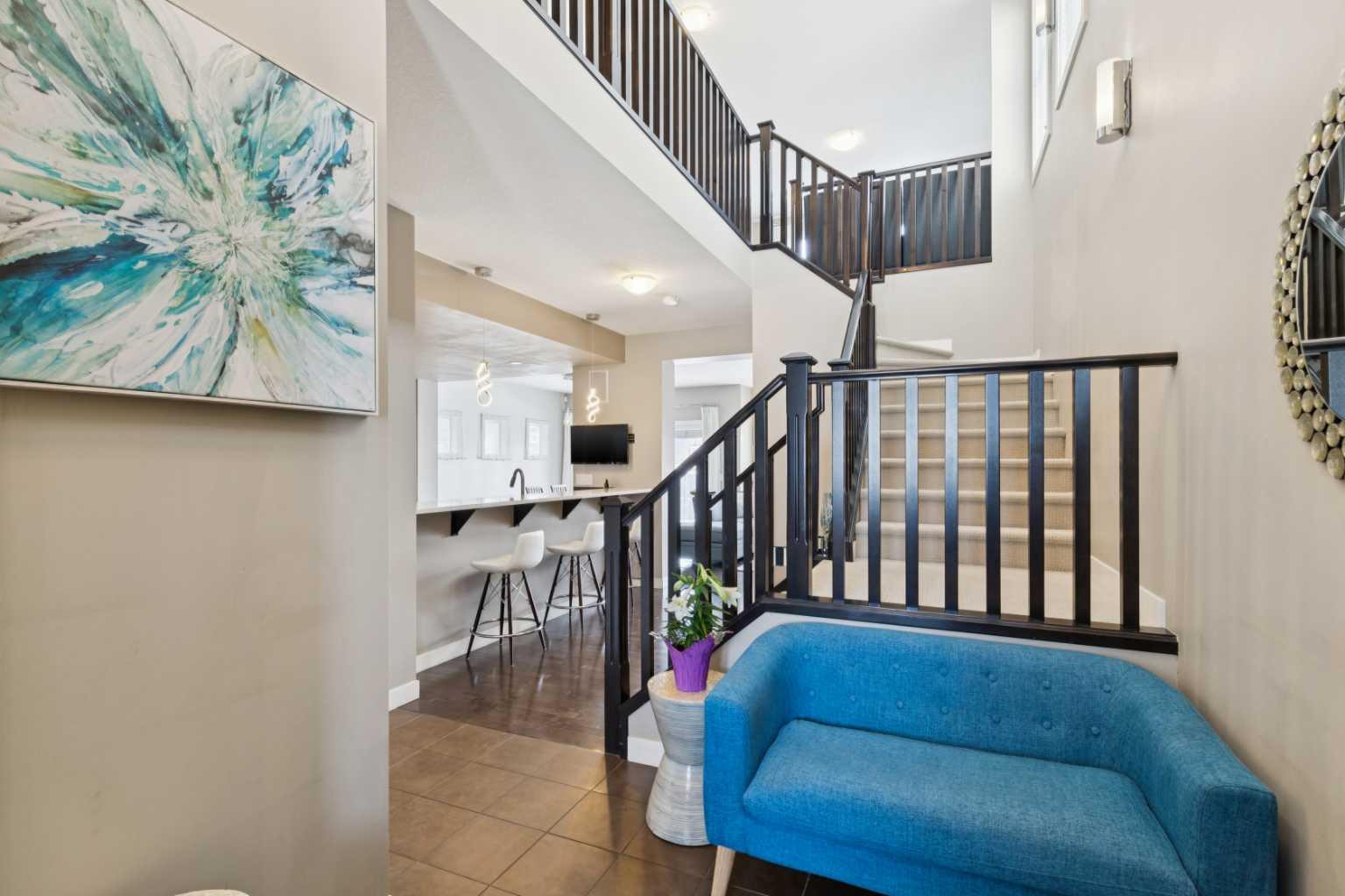 37 Mahogany Terrace SE