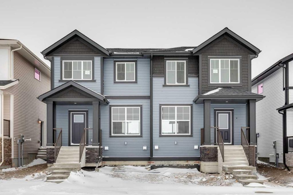 Photo of 43 Appaloosa Way, Cochrane, AB T4C 3B7 (MLS # A2284650)