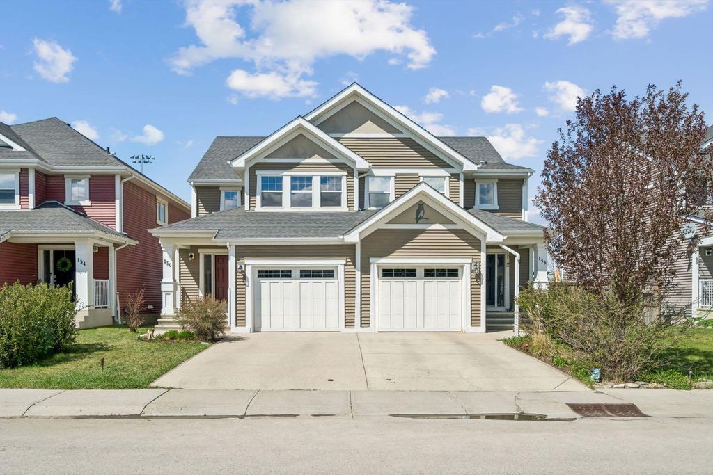 Photo of 150 River Heights Crescent, Cochrane, AB T4C 0J5 (MLS # A2308392)