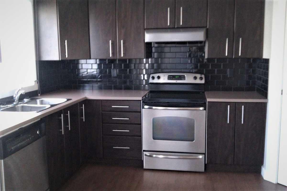 2445 Kingsland Road SE 1206