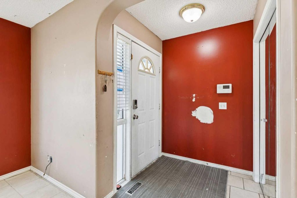 Photo of 47 Covewood Park NE, Calgary, AB T3K 4T2 (MLS # A2280536)