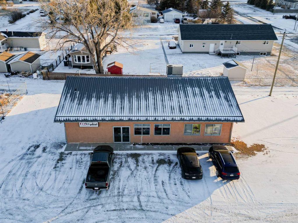Photo of 406 1 Street S, Grassy Lake, AB T0K 0Z0 (MLS # A2313938)