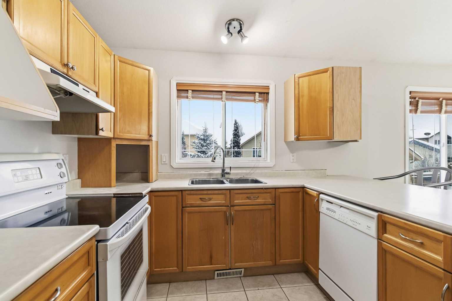 213 Diefenbaker Drive