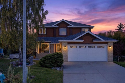 Photo of 149 Valley Ridge Court NW, Calgary, AB T3B 5L4 (MLS # A2348644)