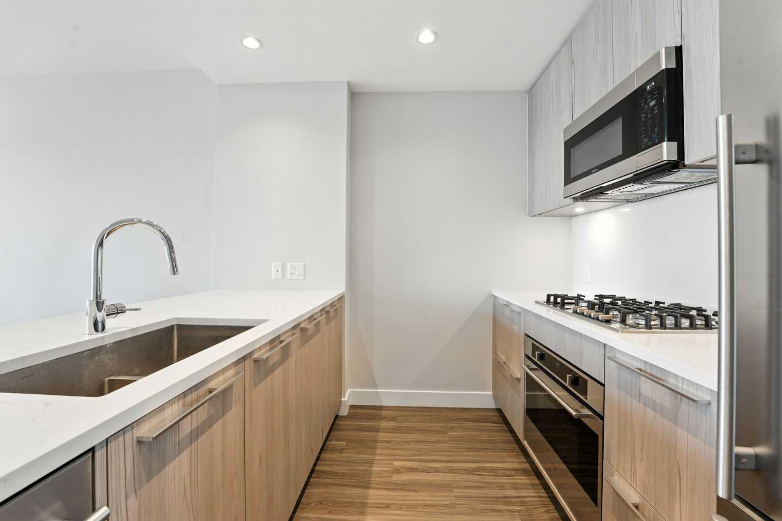 530 3 Street SE 1407