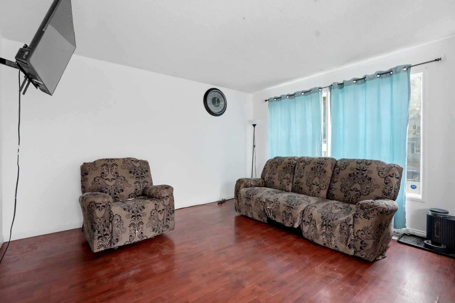 255 Falton Drive NE
