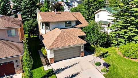 Photo of 14 Hawkdale Gate NW, Calgary, AB T3G 2W6 (MLS # A2342815)